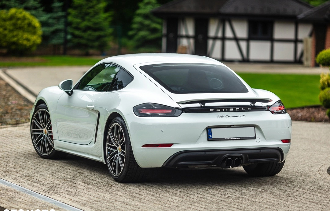 Porsche 718 Cayman cena 355000 przebieg: 15000, rok produkcji 2018 z Pruszcz Gdański małe 742